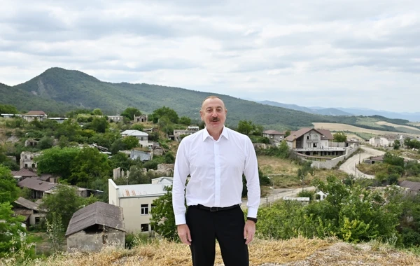 Ильхам Алиев посетил освобожденные от оккупации села Чанагчы и Сыгнаг Ходжалинского района - ФОТО