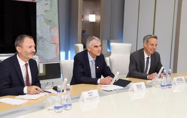 “Abşeron” qaz-kondensat yatağının işlənməsinin ikinci mərhələsi üzrə görüləcək işlər müzakirə edilib - FOTO