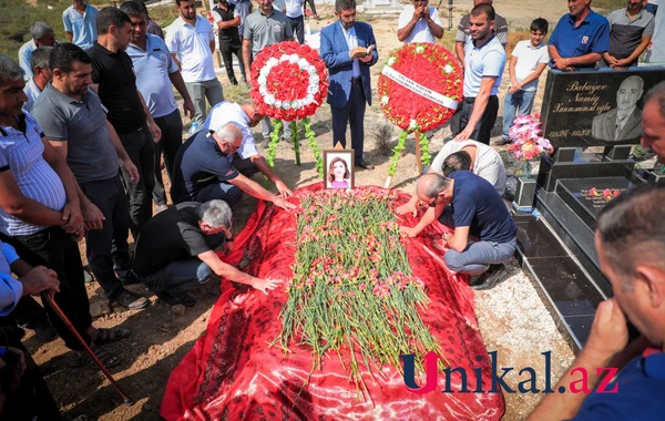 Natəvan Babayeva dəfn edildi - YENİLƏNİB + FOTO/VİDEO