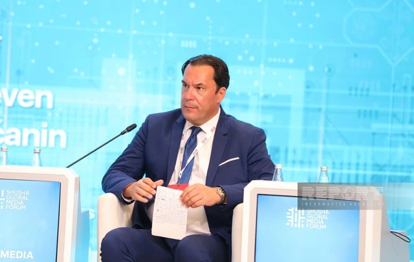 Şuşada Qlobal Media Forumunda ikinci sessiya başlayıb - FOTO