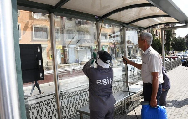 Bu gün Bakının 544 küçəsi yuyulub - FOTO