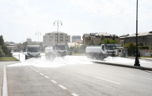 Bu gün Bakının 544 küçəsi yuyulub - FOTO