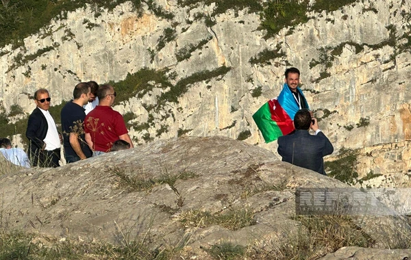 Qlobal Forumun iştirakçıları Şuşanın tarixi məkanları və əsrarəngiz təbiəti ilə tanış olublar - FOTO