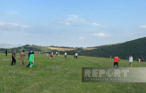 Qlobal Forumun iştirakçıları Şuşanın tarixi məkanları və əsrarəngiz təbiəti ilə tanış olublar - FOTO