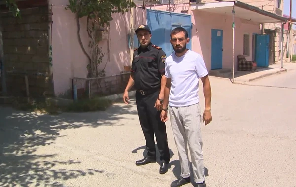 Bakıda azyaşlını vuraraq hadisə yerindən qaçan moped sürücüsü ƏLƏ KEÇDİ - FOTO/VİDEO