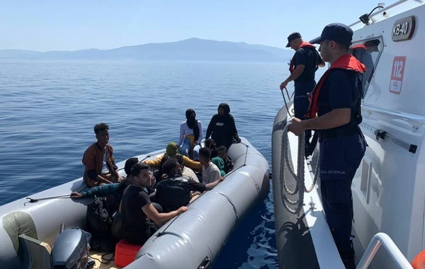 İzmir sahillərində 14 qeyri-qanuni miqrant yaxalanıb