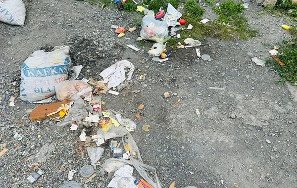 Qapalı məkanda siqaret çəkən 42 nəfər cərimələndi - FOTO