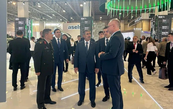 Azərbaycanın müdafiə naziri “IDEF-23” sərgisinin açılış mərasimində iştirak edib - FOTO