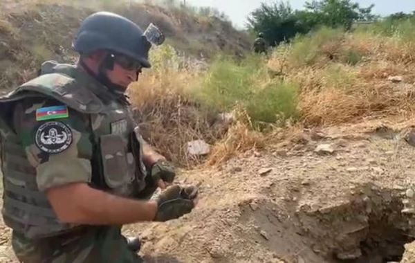 Paytaxtın Ziya Bünyadov prospektində hərbi sursat aşkarlanıb - FOTO/VİDEO