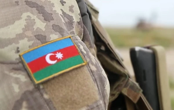 Azərbaycan Ordusunun daha bir əsgəri intihar edib - YENİLƏNİB