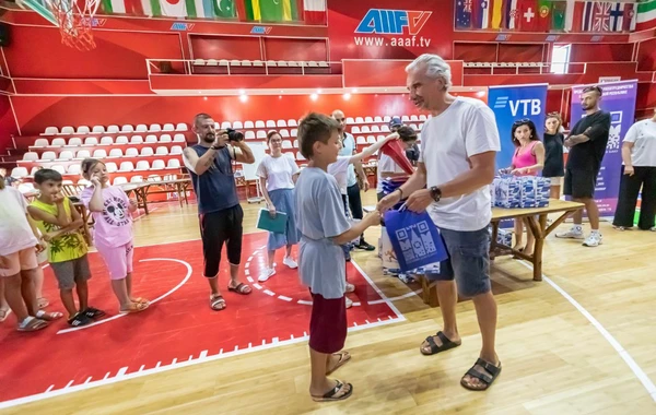 VTB uşaqlar üçün düşərgə təşkil etdi - FOTO