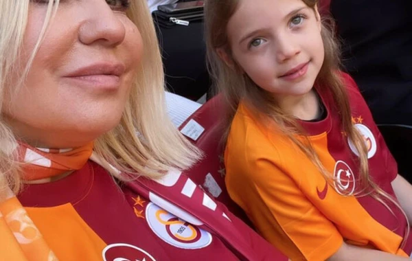 İkardinin qaynanası ona belə dəstək oldu - FOTO