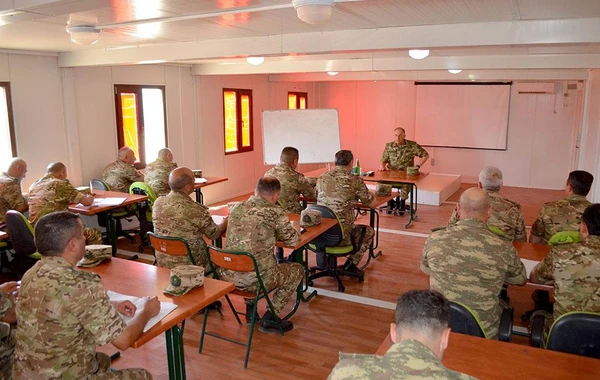 Baş Qərargah rəisi NATO konsepsiyası çərçivəsində yaradılmış bölmələrdə olub - FOTO