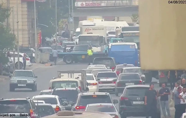 Sürücülərin NƏZƏRİNƏ: Bu əsas yolda hərəkət məhdudlaşdırıldı - FOTO