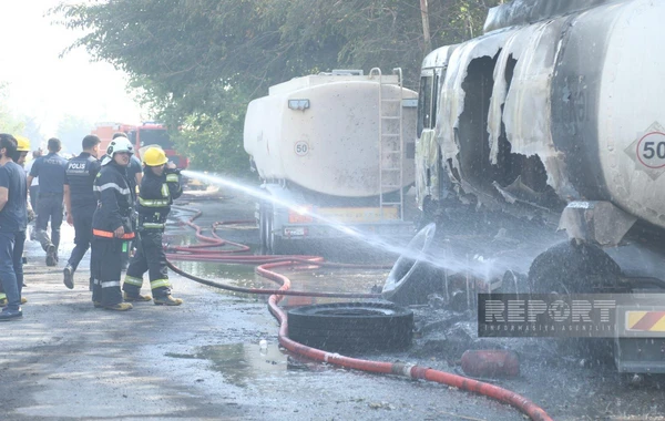 В Баку во время пожара взорвался бензовоз - ФОТО