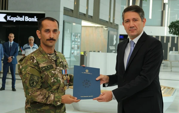 Şəhid ailələrinə və müharibə əlillərinə daha 100 mənzil və fərdi ev verilib - FOTO