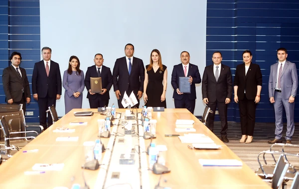 SOCAR ilə Antiinhisar və İstehlak Bazarına Nəzarət Dövlət Xidməti arasında görüş keçirilib - FOTO