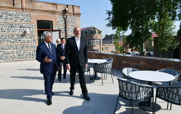 Prezident Qazax Müəllimlər Seminariyası ADA Universiteti Qazax Mərkəzində yaradılan şəraitlə tanış olub - FOTO - YENİLƏNİB