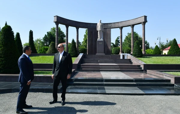 Президент Ильхам Алиев совершил поездку в Шамкирский район - ФОТО