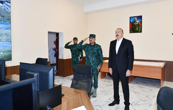 Prezident “Qazax” Əlahiddə Sərhəd Diviziyasının qarnizon kompleksində yaradılan şəraitlə tanış olub - FOTO