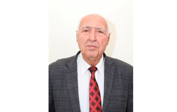 BDU-nun professoru vəfat edib - FOTO