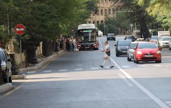 Paytaxtda yeni avtobus zolağı yaradılıb - FOTO