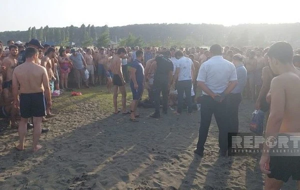 В Лянкяране в море утонули пять человек