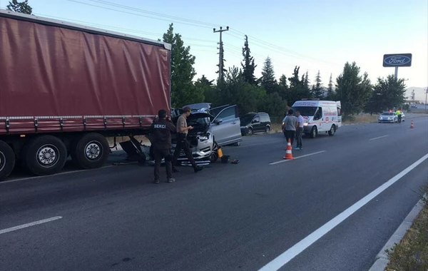 Tanınmış müğənni “Jeep” ilə qəzaya düşdü - Özü və yanındakı iki nəfər yaralandı - FOTO
