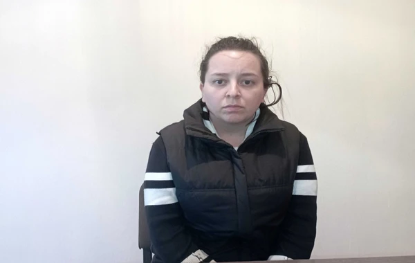 Evdən 50 min dollar və 15 min manat oğurlayan "falçı"nın məhkəməsi başlayıb - FOTO