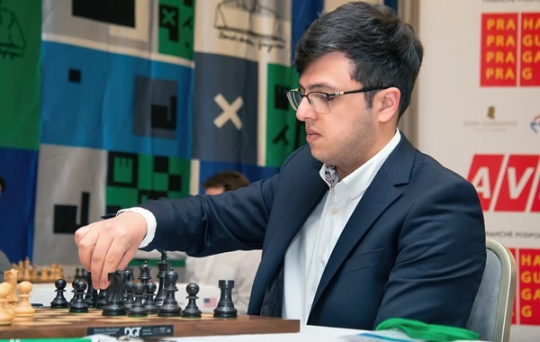 Nicat Abasov bu gün Maqnus Karlsenlə üz-üzədir