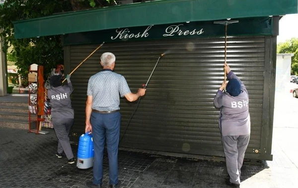 Bakının 551 küçəsi yuyulub - FOTO