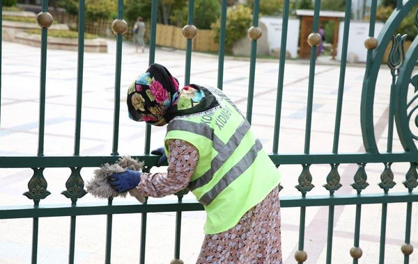 Bakının 551 küçəsi yuyulub - FOTO