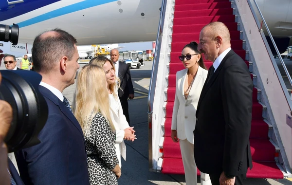 Prezident İlham Əliyev Macarıstana işgüzar səfərə gedib - FOTO