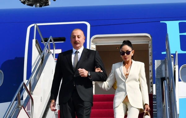 Prezident İlham Əliyev Macarıstana işgüzar səfərə gedib - FOTO