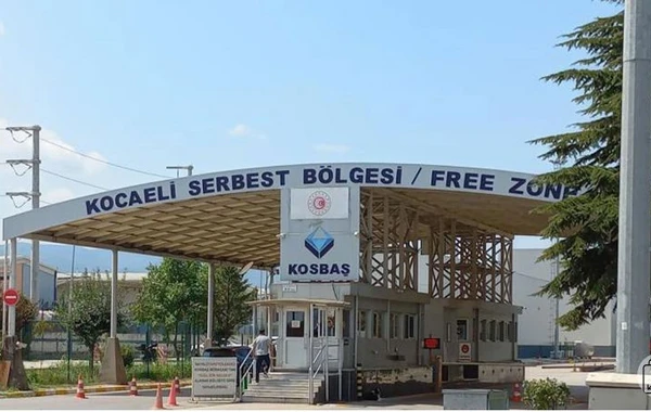 Türkiyədə YAXTADA YANĞIN - 10 nəfər tüstüdən zəhərləndi - FOTO