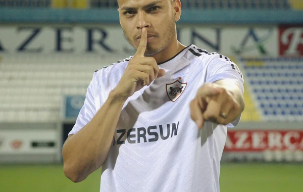 “Qarabağ” yeni futbolçu transfer etdi - FOTO