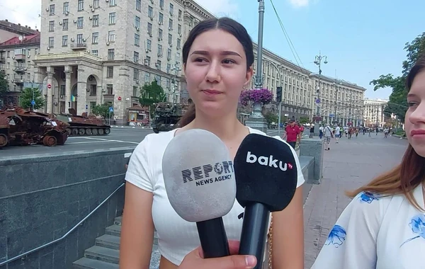 Kiyevdə müharibədə məhv edilən Rusiya hərbi texnikalarının paradı keçirilir - FOTOREPORTAJ