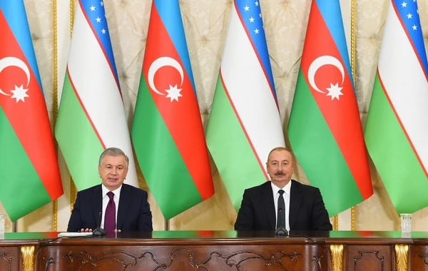 İlham Əliyev və Şavkat Mirziyoyev mətbuata bəyanatlarla çıxış ediblər - YENİLƏNİB - FOTO