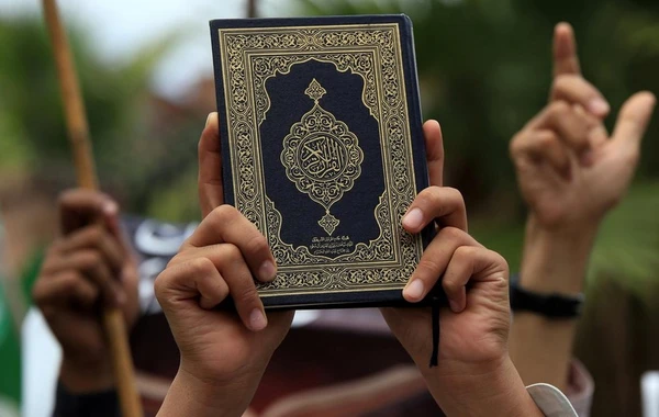 İsveçdə Quranı yandırmaq üçün polisə 12 yeni müraciət daxil olub