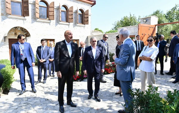 Azərbaycan ilə Özbəkistan prezidentləri və xanımları Şuşaya səfər ediblər - YENİLƏNİB - FOTO