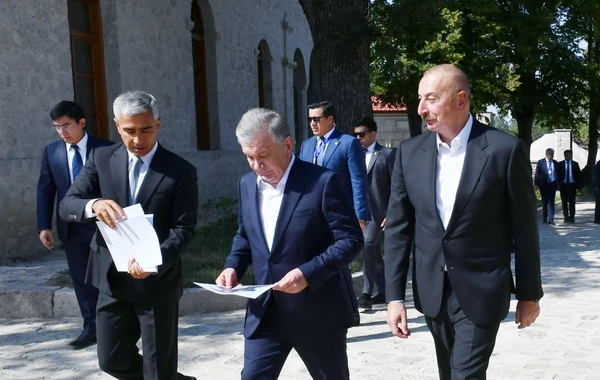 Azərbaycan ilə Özbəkistan prezidentləri və xanımları Şuşaya səfər ediblər - YENİLƏNİB - FOTO