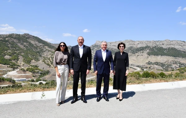 Azərbaycan ilə Özbəkistan prezidentləri və xanımları Şuşaya səfər ediblər - YENİLƏNİB - FOTO