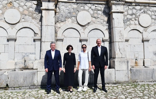 Azərbaycan ilə Özbəkistan prezidentləri və xanımları Şuşaya səfər ediblər - YENİLƏNİB - FOTO