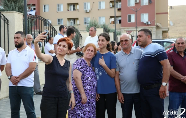 Начался первый этап возвращения семей в лачынское село Забух - ФОТО