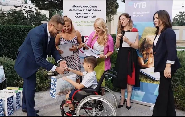 VTB (Azərbaycan) ilk uşaq və gənclərin yaradıcılıq festivalının baş sponsoru oldu - VİDEO
