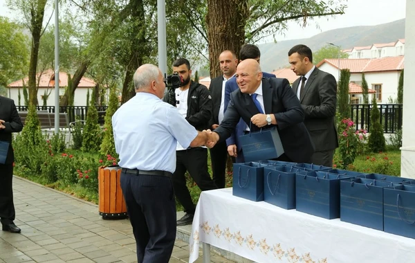 Zabuxa köçürülən ailələrə mənzillərinin açarları təqdim edilib - FOTO