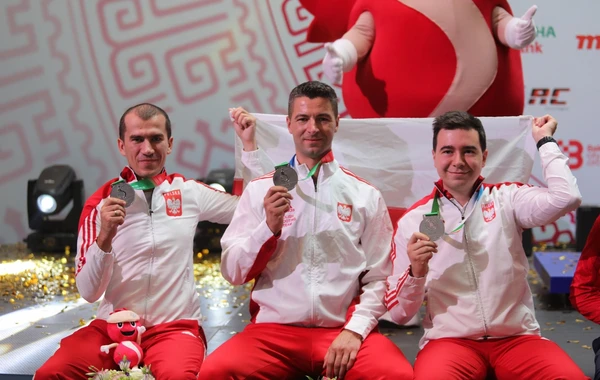 Dünya çempionatı: Ukraynadan olan atıcı qızıl medal qazanıb - FOTO