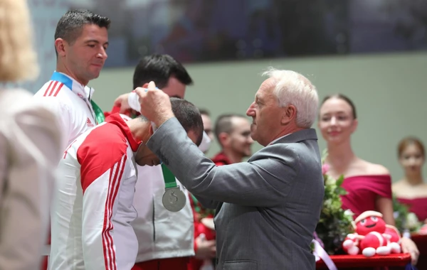 Dünya çempionatı: Ukraynadan olan atıcı qızıl medal qazanıb - FOTO