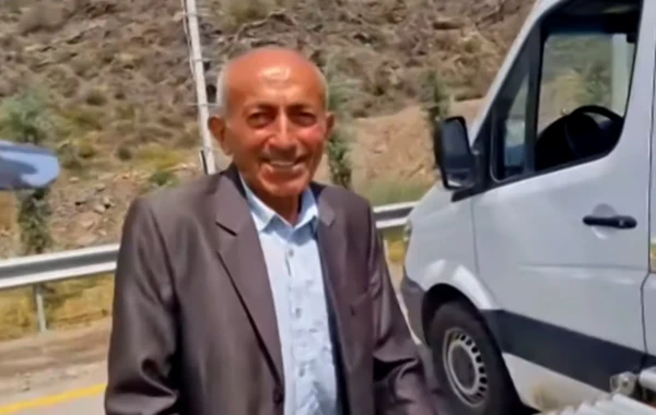 Həsən adlı erməninin sərhədçilərimizlə Azərbaycan dilində dialoqu - VİDEO