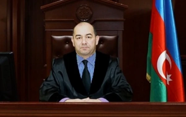 Xəstəxanada intihar edən hakim bu gün işdə olub - YENİLƏNİB + VİDEO